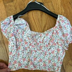 cute going out hollister top